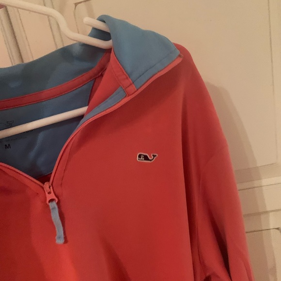 vineyard vines MENs size quarter zip coral & blue - Picture 3 of 3